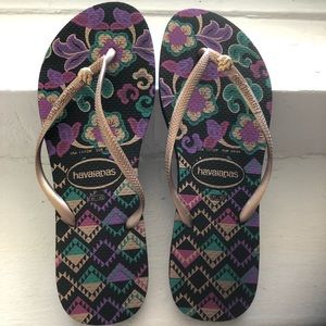 ‼️SOLD‼️Havaianas Thin Strap Thong Sandals